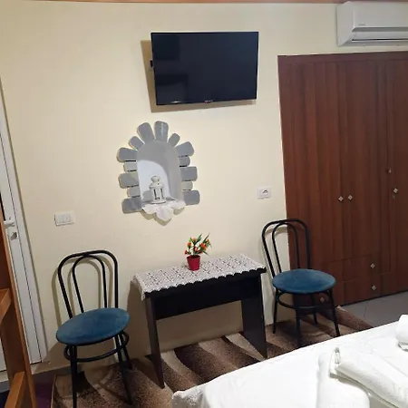 Sebastian Apartment