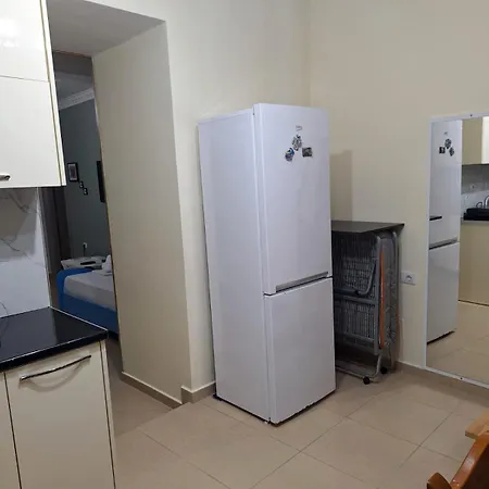 Sebastian Apartment *